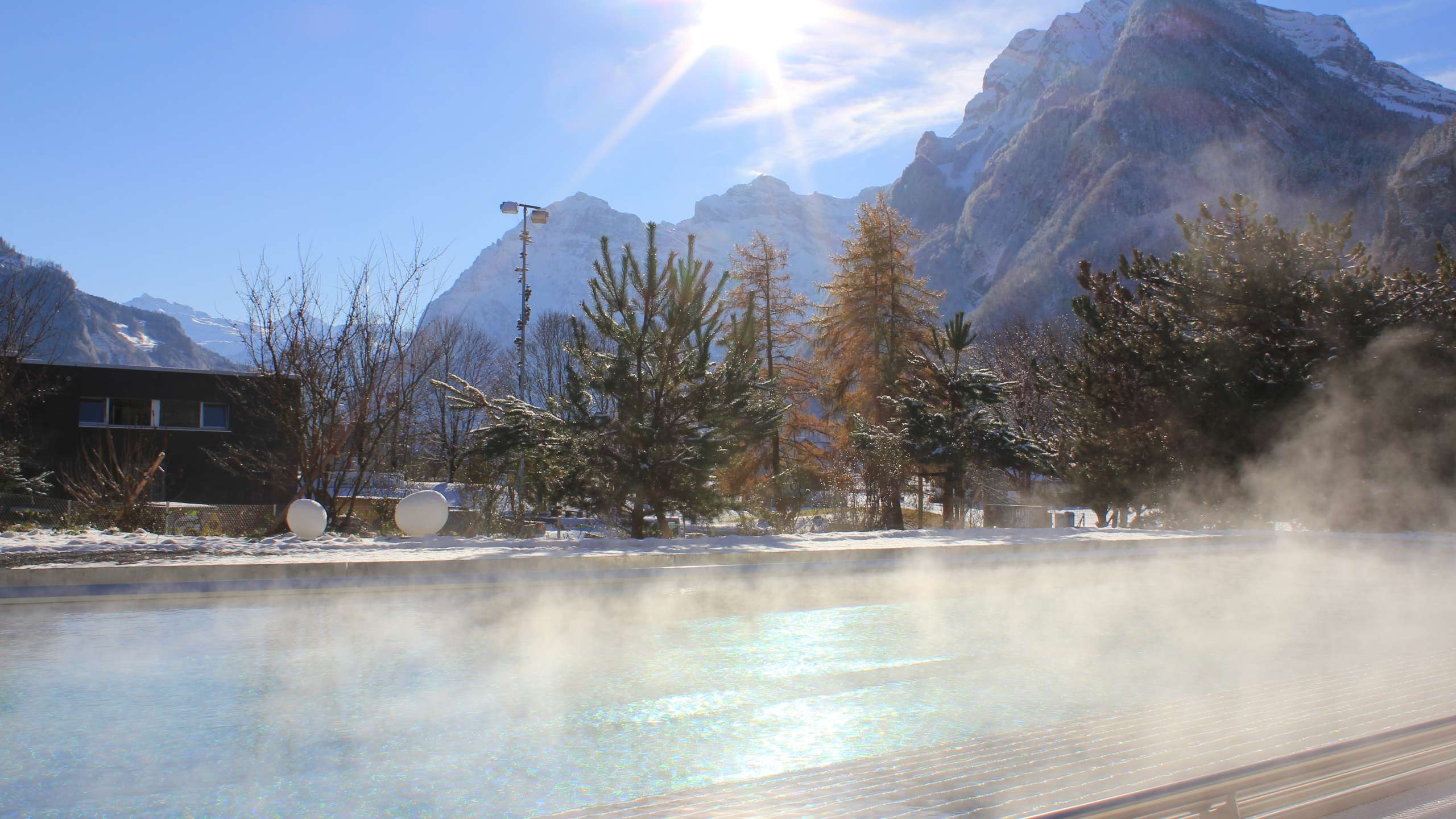 lintharena: Eintauchen ins neue Sportzentrum