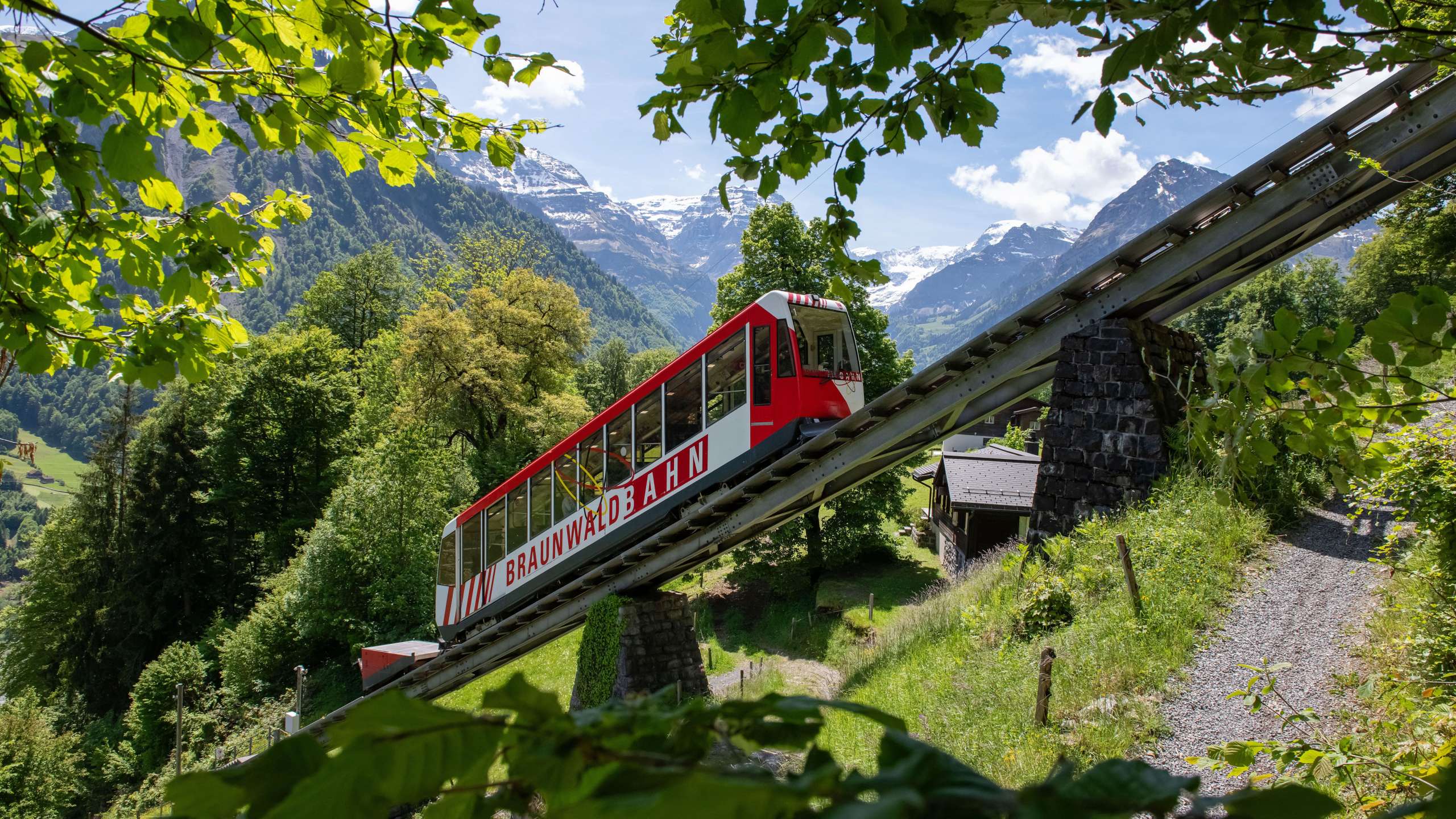 Kanton sichert Liquidität der Braunwald-Standseilbahn AG