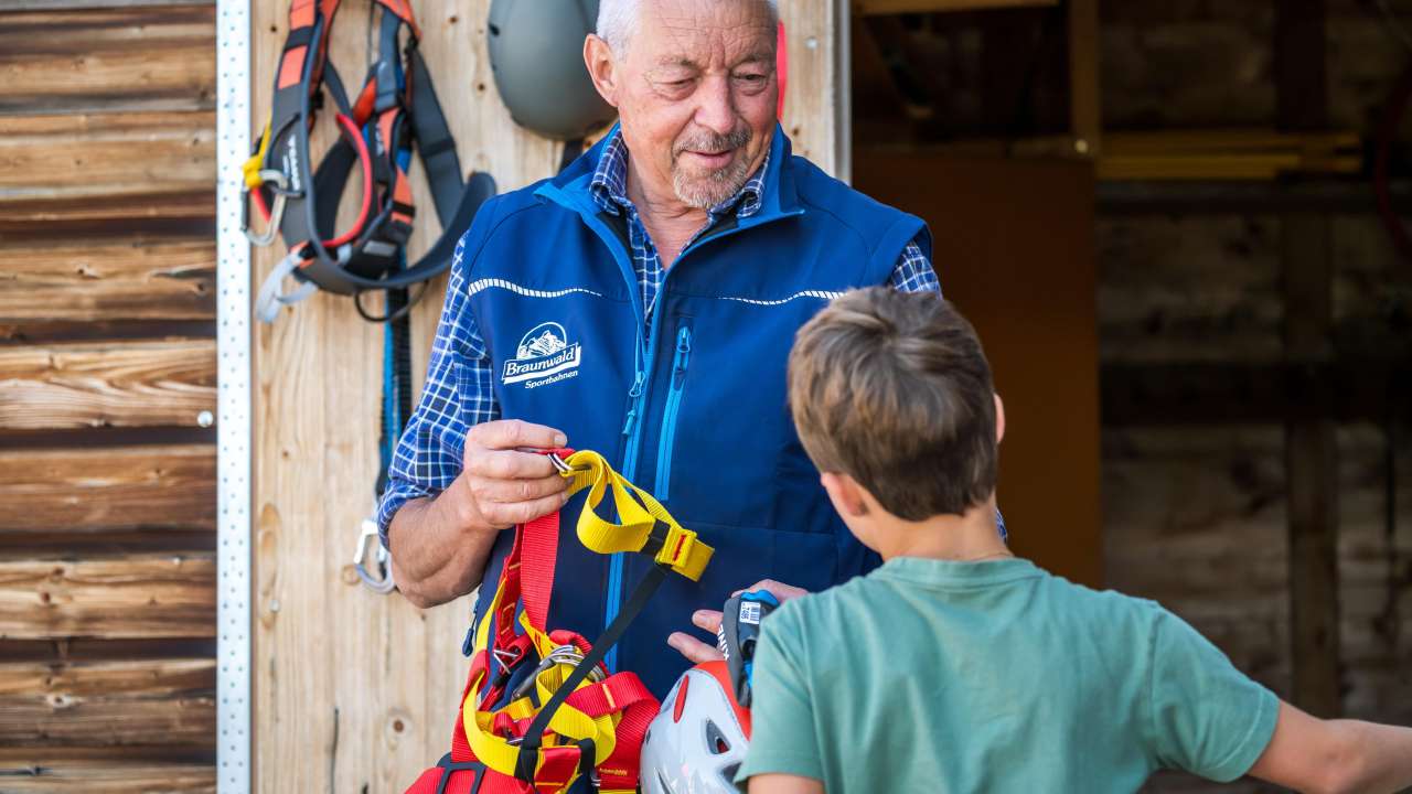 Mietmaterial Klettersteige – Vermietung Gumen